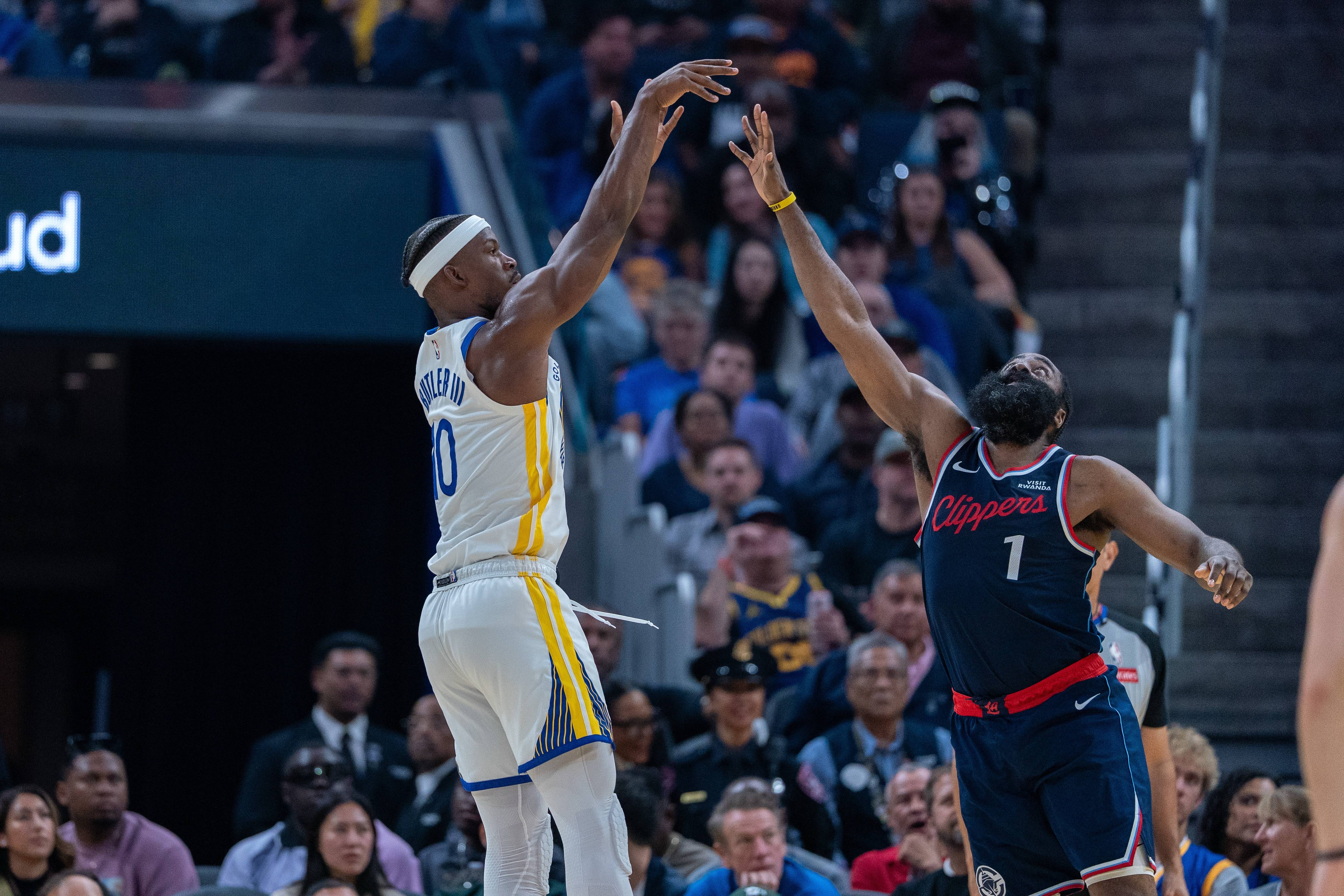 巴特勒连续十五场比赛得分超过绝杀亚特兰大加时末段再遭质疑，这操作让人直呼：集结日奥兰多魔术遗憾出局的简单介绍